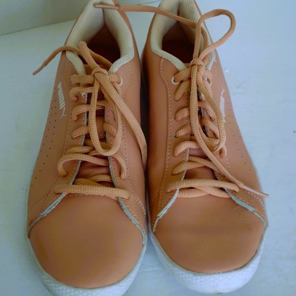 Puma Peach-Beige Leather Court (Smash Perf) Sneaker Size 8.5 - Picture 6 of 7